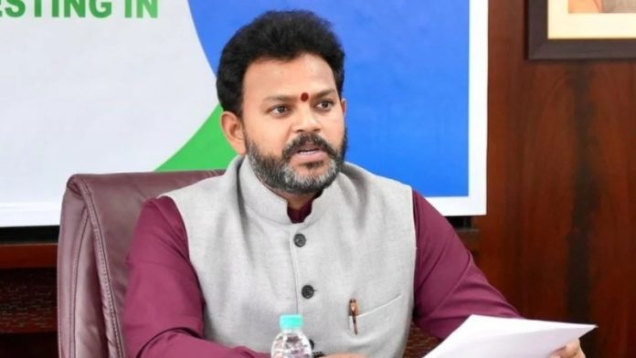 नागर विमानन मंत्री राम मोहन नायडू ने एटीएफ पर वैट कटौती के लिए महाराष्ट्र सरकार का जताया आभार