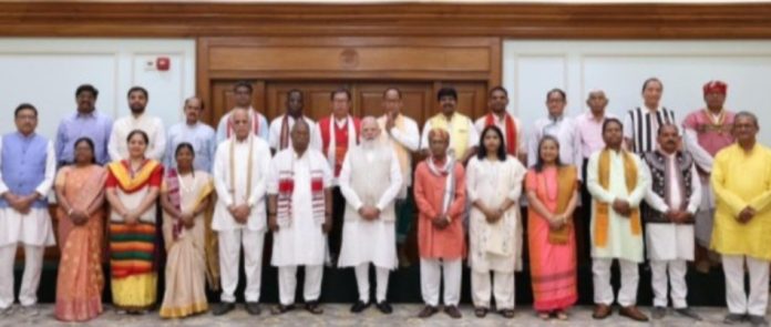 नई दिल्ली : पीएम मोदी ने जनजाति सुरक्षा मंच के प्रतिनिधियों से की मुलाकात