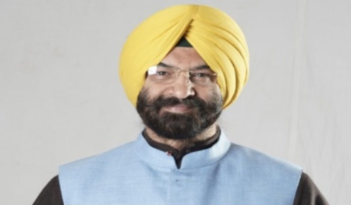दिल्ली के पर्यावरण मंत्री मनजिंदर सिंह सिरसा सिख करियर परामर्श शिविर में हुए शामिल दिल्ली के पर्यावरण मंत्री मनजिंदर सिंह सिरसा सिख करियर परामर्श शिविर में हुए शामिल