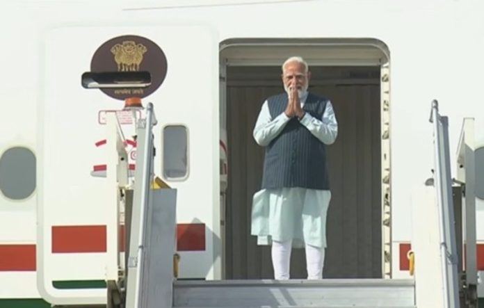 5 देशों की यात्रा के तहत यूएई के लिए रवाना हुए पीएम मोदी