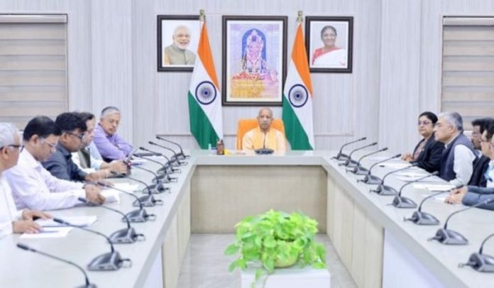 यूपी सरकार ने निवर्तमान ग्राम प्रधानों को ग्राम पंचायतों का प्रशासक किया नियुक्त यूपी सरकार ने निवर्तमान ग्राम प्रधानों को ग्राम पंचायतों का प्रशासक किया नियुक्त