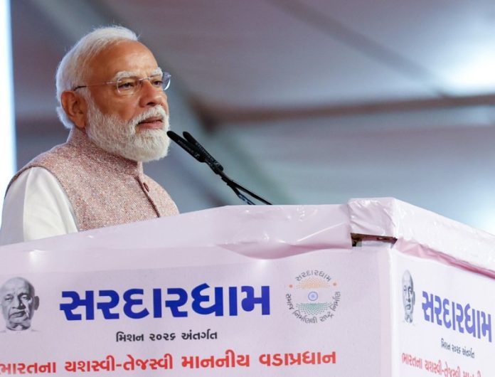 पीएम मोदी ने पश्चिम एशिया संकट के बीच लोगों से ईंधन और विदेशी उत्पादों का उपयोग कम करने का किया आग्रह
