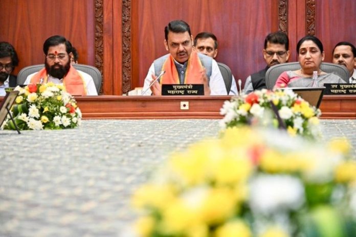 महाराष्ट्र सरकार ने मुख्यमंत्री समेत सभी मंत्रियों की हवाई यात्राओं में 50% की कटौती के दिए आदेश