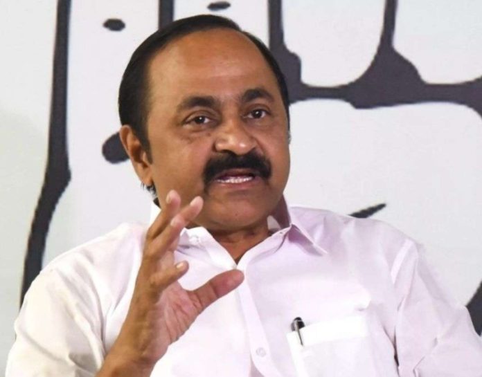 केरलम के मुख्यमंत्री के रूप में कांग्रेस नेता वी.डी. सतीशन ने ली शपथ
