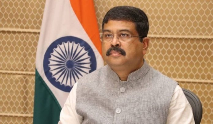 केंद्रीय शिक्षा मंत्री धर्मेंद्र प्रधान ने विद्यालय प्रबंधन समिति के लिए दिशा-निर्देश जारी किए