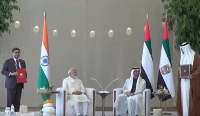 पीएम मोदी ने यूएई के राष्ट्रपति शेख मोहम्मद बिन जायद अल नाहयान से की मुलाकात