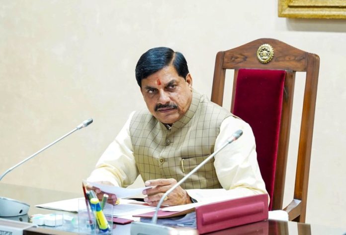 मप्र : सीएम मोहन यादव ने अपने काफिले में वाहनों की संख्या घटाई