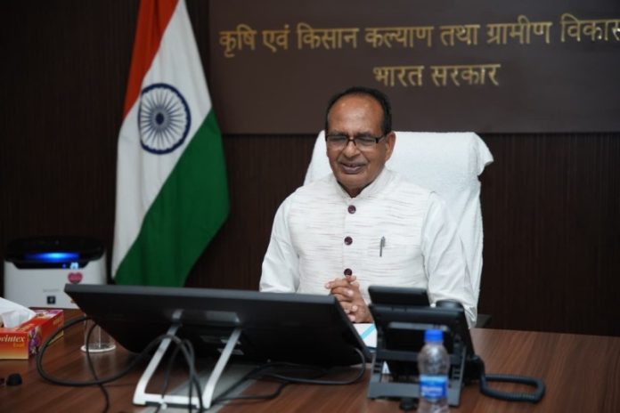 कृषि मंत्री शिवराज सिंह ने पीएम मोदी की सात अपीलों पर मंत्रालयों के अधिकारियों के साथ की बैठक