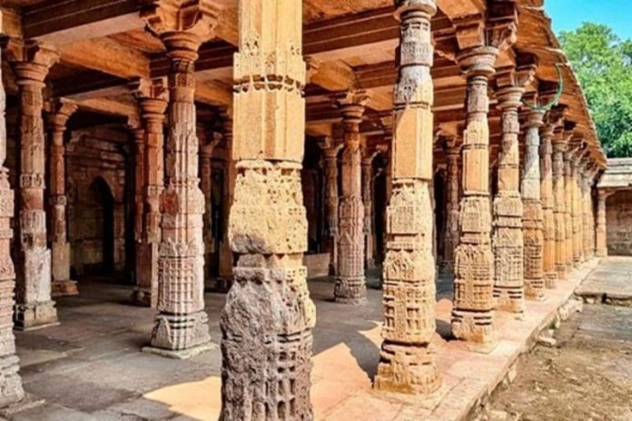 MP : High Court declares Bhojshala complex in Dhar district a Hindu temple