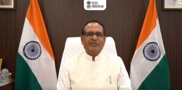 Rural Development Minister Shivraj Singh Chouhan reviews Land Resources Department progress