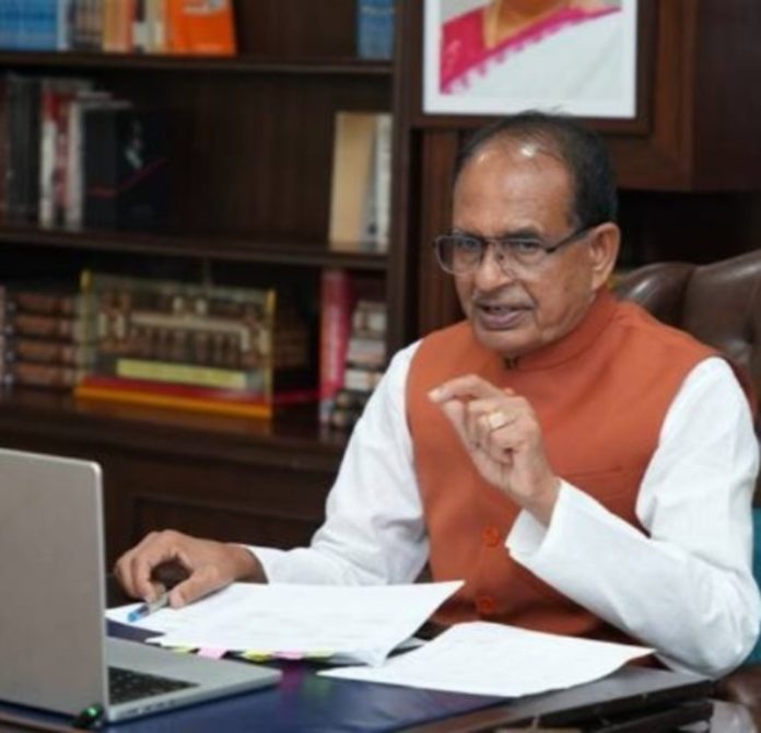 केंद्र का बड़ा कदम, तमिलनाडु, गुजरात, उत्तर प्रदेश और हरियाणा के लिए एमएसपी पर दालों और तिलहनों की बड़े पैमाने पर खरीद को दी मंजूरी केंद्र का बड़ा कदम, तमिलनाडु, गुजरात, उत्तर प्रदेश और हरियाणा के लिए एमएसपी पर दालों और तिलहनों की बड़े पैमाने पर खरीद को दी मंजूरी