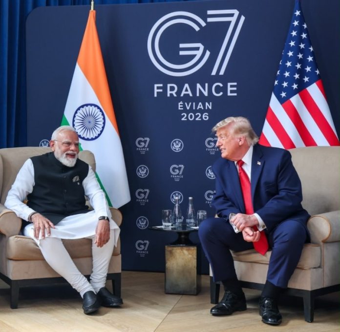 पीएम मोदी ने जी-7 शिखर सम्मेलन से अलग अमेरिकी राष्ट्रपति डोनाल्ड ट्रंप से की मुलाकात