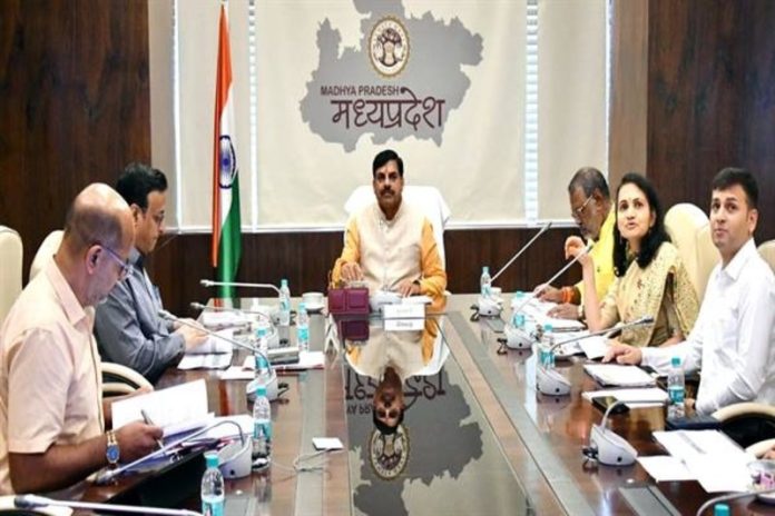 शैक्षणिक पाठ्यक्रम में नशे के दुष्परिणामों पर जानकारी देना आवश्यक : सीएम डॉ. मोहन यादव