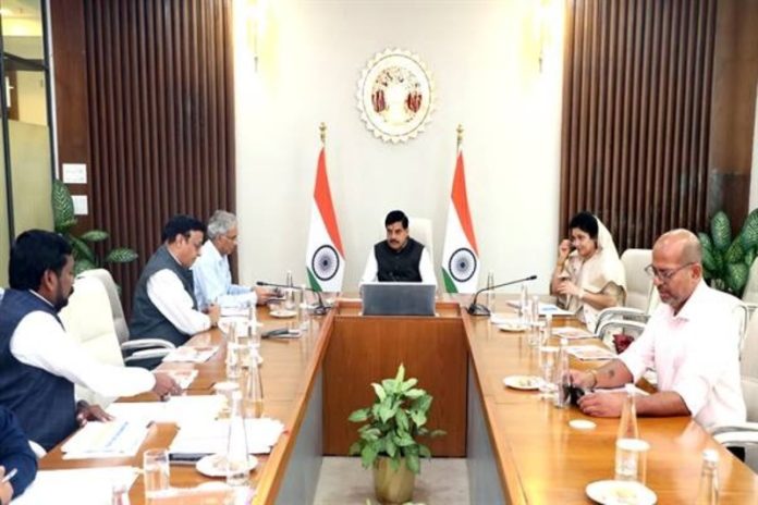 हितग्राही को बैंक से सब्सिडी और ऋण दिलाने में भी करें सहयोग : सीएम डॉ. मोहन यादव