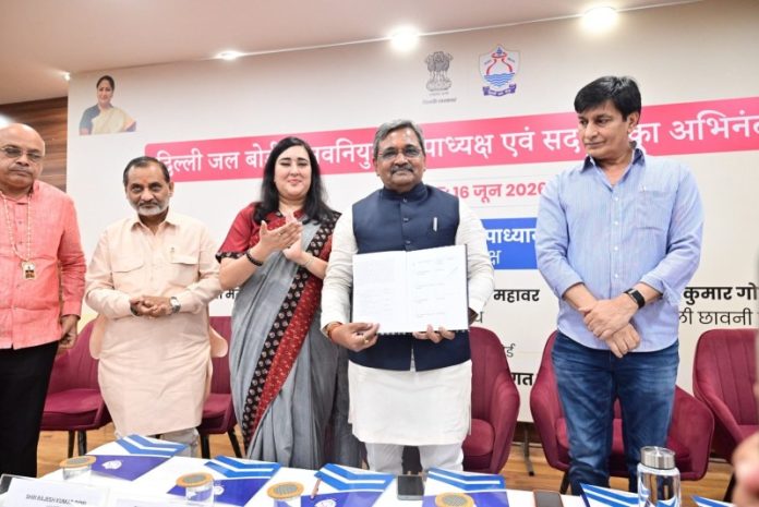 सतीश उपाध्याय ने संभाला दिल्ली जल बोर्ड के उपाध्यक्ष का पदभार