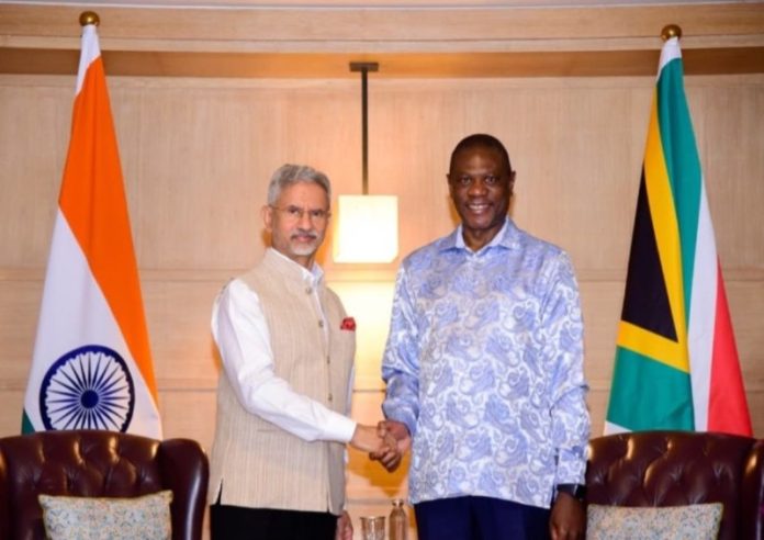 दक्षिण अफ्रीका के उप राष्ट्रपति पॉल माशातिले से विदेश मंत्री डॉ. एस जयशंकर ने की मुलाकात