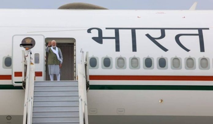 छह दिवसीय फ्रांस और स्लोवाकिया की यात्रा पर रवाना हुए पीएम मोदी