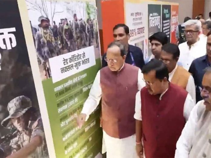 भाजपा राष्ट्रीय अध्यक्ष नितिन नबीन ने पीएम मोदी के नेतृत्व में एनडीए सरकार के 12 वर्ष पूरे होने पर आयोजित प्रदर्शनी का किया उद्घाटन