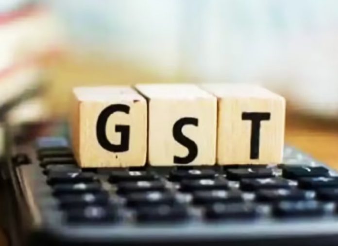 जीएसटी का सकल संग्रह पिछले महीने 3.2% बढ़कर 1.94 लाख करोड़ रुपये से अधिक हुआ