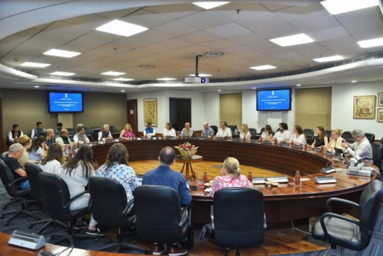 दिल्ली : विदेश मंत्री डॉ. एस. जयशंकर ने यूरोप के अलग-अलग देशों के पत्रकारों के समूह से बातचीत की