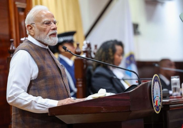 पीएम मोदी ने सेशेल्स की नेशनल असेंबली को किया संबोधित