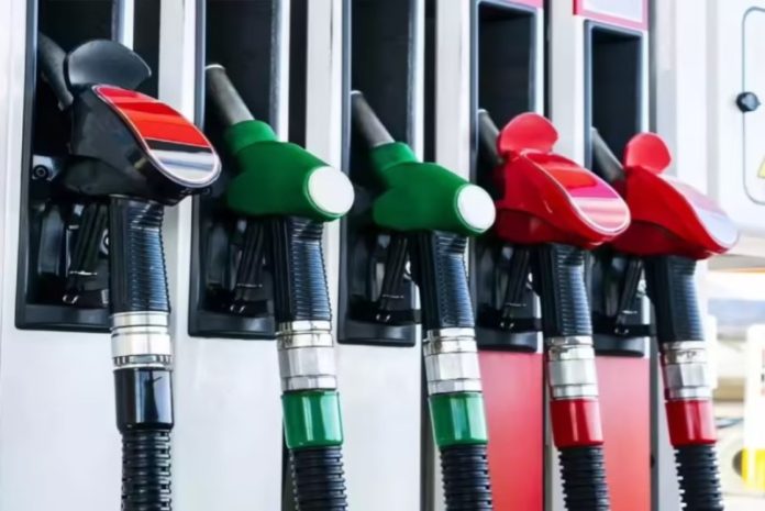 Centre restricts industries from buying Petrol and Diesel from retail pumps