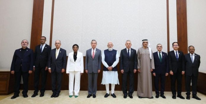 पीएम मोदी ने ब्रिक्स देशों के राष्ट्रीय सुरक्षा सलाहकारों और वरिष्ठ सुरक्षा अधिकारियों से मुलाकात की