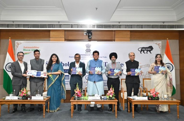 केंद्रीय मंत्री पीयूष गोयल ने खिलौना उद्योग से जुड़े लोगों से की बातचीत, ‘टॉय सेक्टर प्लेबुक’ जारी की