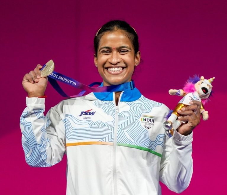 कॉमनवेल्थ गेम्स 2026 : ज्ञानेश्वरी यादव ने महिलाओं के 53 किलोग्राम वेटलिफ्टिंग वर्ग में जीता सिल्वर मेडल
