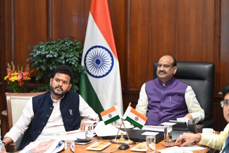 केंद्रीय मंत्री राम मोहन नायडू ने लोकसभा अध्यक्ष ओम बिरला के साथ मिलकर ग्रीनफील्ड कोटा एयरपोर्ट प्रोजेक्ट की प्रगति की समीक्षा की