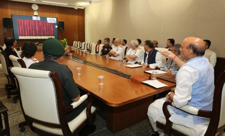 रक्षा मंत्री राजनाथ सिंह ने लखनऊ के कमांड हॉस्पिटल (सेंट्रल कमांड) में मिलिट्री मेडिसिन विभाग का वर्चुअल उद्घाटन किया