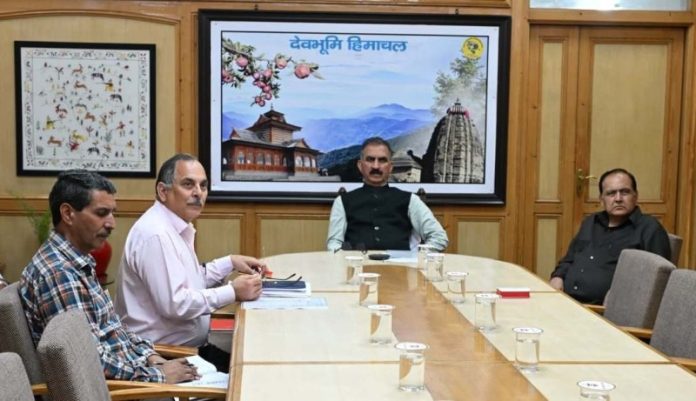शिमला : सीएम सुक्खू ने वर्चुअल माध्यम से ममलीग में ग्रीन पंचायत योजना के अंतर्गत ग्राउंड-माउंटेड सौर ऊर्जा परियोजना का उद्घाटन किया