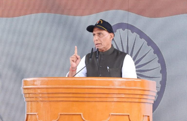 रक्षा मंत्री राजनाथ सिंह ने कारगिल विजय दिवस के मौके पर द्रास से देश को संबोधित किया