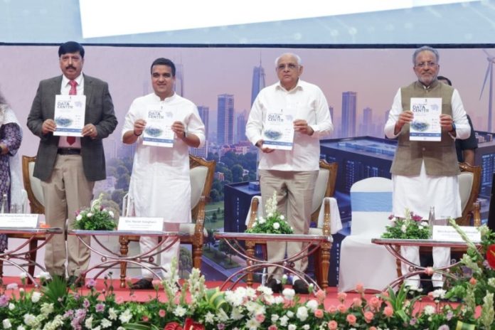 गांधीनगर : गुजरात सरकार ने विकसित गुजरात डेटा सेंटर पॉलिसी 2026-2029 लॉन्च की