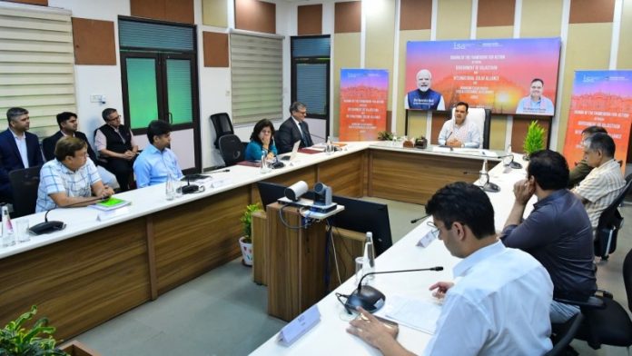 राजस्थान : सीएम भजनलाल शर्मा ने मुख्यमंत्री निवास पर ऊर्जा विभाग एवं इंटरनेशनल सोलर अलायंस के प्रतिनिधियों के साथ की बैठक