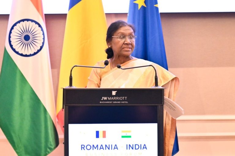 राष्ट्रपति द्रौपदी मुर्मू ने बुखारेस्ट में इंडिया-रोमानिया बिजनेस फोरम को किया संबोधित