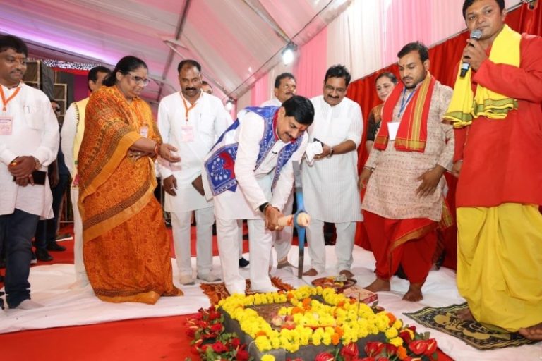 मप्र : सीएम डॉ. मोहन यादव ने झाबुआ को 283 करोड़ रूपए से अधिक की विभिन्न विकास परियोजनाओं की सौगात दी