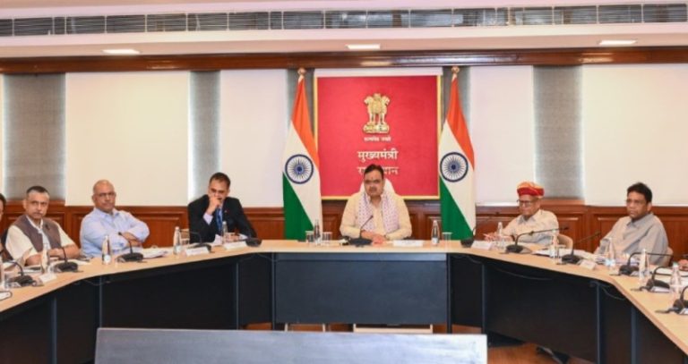 सीएम भजनलाल शर्मा ने मुख्यमंत्री कार्यालय में राजस्थान धरोहर संरक्षण एवं प्रोन्नति प्राधिकरण के अधिकारियों के साथ बैठक की