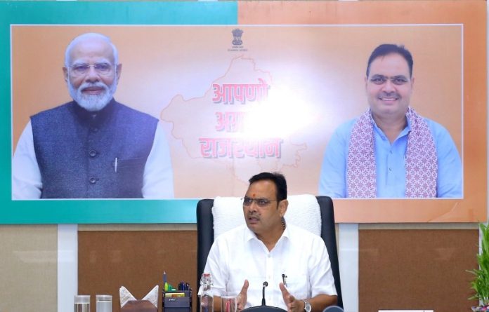 राजस्थान : सीएम भजनलाल शर्मा ने मुख्यमंत्री निवास पर सहकारिता विभाग की बैठक ली राजस्थान : सीएम भजनलाल शर्मा ने मुख्यमंत्री निवास पर सहकारिता विभाग की बैठक ली