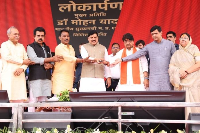 मप्र : सीएम डॉ. मोहन यादव ने इंदौर में 83.13 करोड़ रूपए की लागत से नवनिर्मित 300 बिस्तरीय जिला चिकित्सालय का लोकार्पण किया मप्र : सीएम डॉ. मोहन यादव ने इंदौर में 83.13 करोड़ रूपए की लागत से नवनिर्मित 300 बिस्तरीय जिला चिकित्सालय का लोकार्पण किया