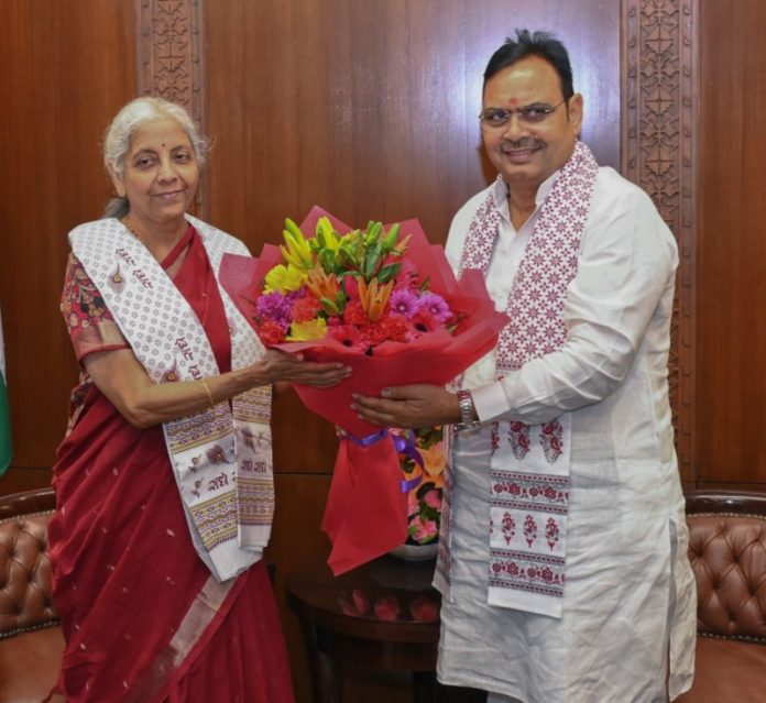 राजस्थान के सीएम भजनलाल शर्मा ने नई दिल्ली में केंद्रीय वित्त मंत्री निर्मला सीतारमण से की मुलाकात राजस्थान के सीएम भजनलाल शर्मा ने नई दिल्ली में केंद्रीय वित्त मंत्री निर्मला सीतारमण से की मुलाकात