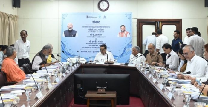 नई दिल्ली : केंद्रीय मंत्री सीआर पाटिल ने हरियाणा राज्य के सांसदों के साथ जल जीवन मिशन 2.0 के प्रभावी क्रियान्वयन को लेकर संवाद किया