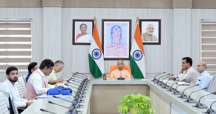 उप्र : सीएम योगी ने लखनऊ में समाज कल्याण विभाग के कार्यों की समीक्षा की