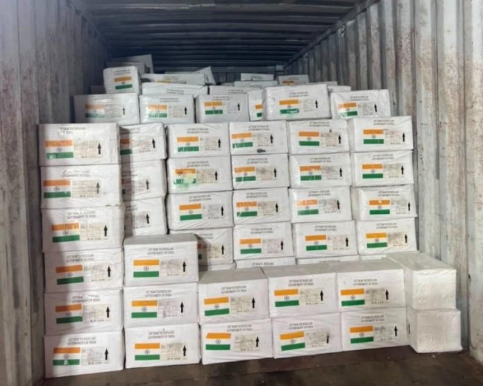 भारत ने बोलीविया को जीवन रक्षक और जरुरी दवाओं की 8 मीट्रिक टन की खेप भेजी भारत ने बोलीविया को जीवन रक्षक और जरुरी दवाओं की 8 मीट्रिक टन की खेप भेजी