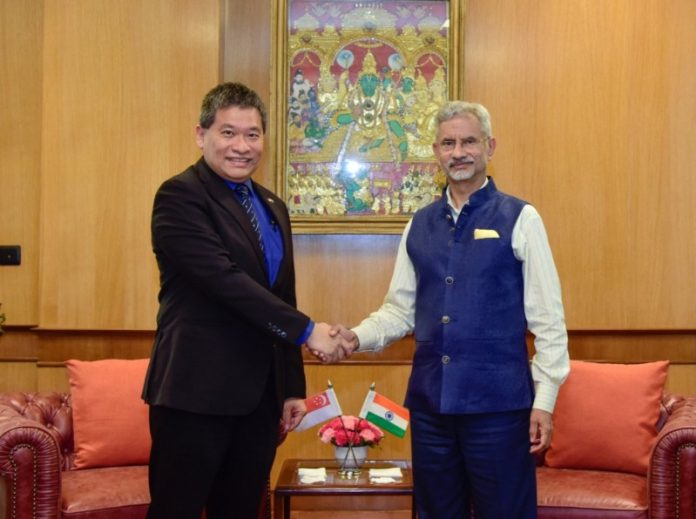 नई दिल्ली : विदेश मंत्री डॉ. एस जयशंकर ने सिंगापुर के विदेश मंत्रालय के स्थायी सचिव ल्यूक गोह से मुलाकात की