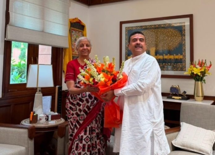 नई दिल्ली : केंद्रीय वित्त मंत्री निर्मला सीतारमण से पश्चिम बंगाल के मुख्यमंत्री सुवेंदु अधिकारी ने मुलाकात की नई दिल्ली : केंद्रीय वित्त मंत्री निर्मला सीतारमण से पश्चिम बंगाल के मुख्यमंत्री सुवेंदु अधिकारी ने मुलाकात की