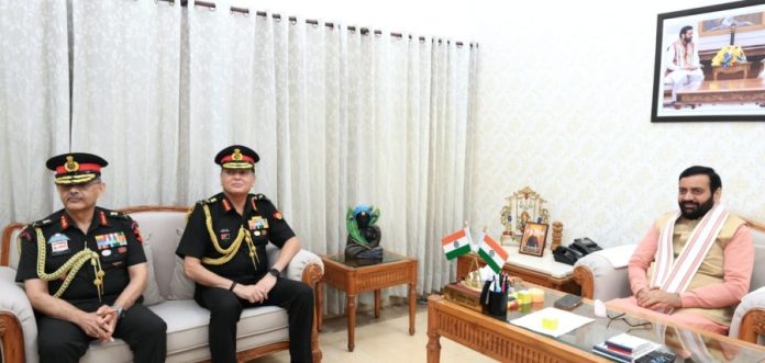 हरियाणा : सीएम सैनी ने थल सेना प्रमुख जनरल धीरज सेठ और पश्चिमी कमान के कमांडर लेफ्टिनेंट जनरल पुष्पेंद्र पाल सिंह से मुलाकात की हरियाणा : सीएम सैनी ने थल सेना प्रमुख जनरल धीरज सेठ और पश्चिमी कमान के कमांडर लेफ्टिनेंट जनरल पुष्पेंद्र पाल सिंह से मुलाकात की