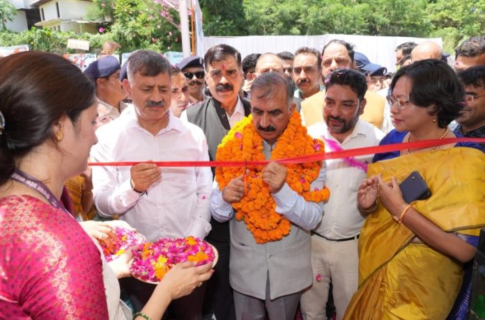 हिमाचल प्रदेश : सीएम सुक्खू ने झंडूता विधानसभा क्षेत्र के धराड़सानी में ‘मुख्यमंत्री मछुआरा सम्मान निधि योजना’ का किया शुभारंभ