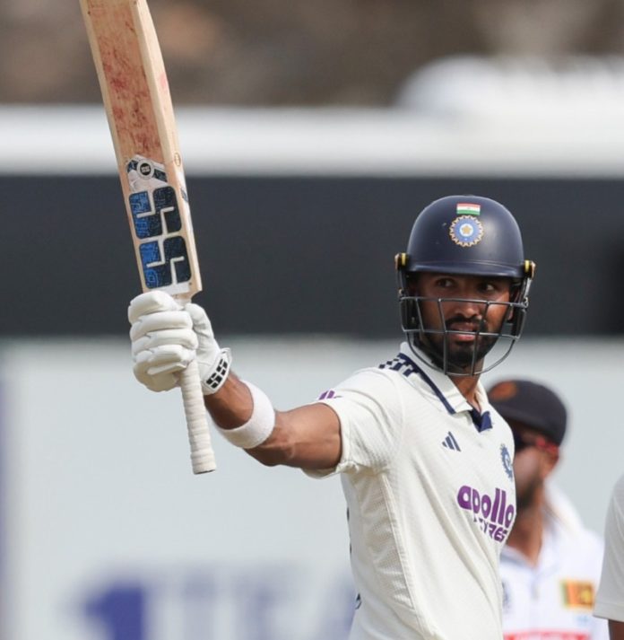 IND vs SL टेस्ट सीरीज : दूसरे दिन के खेल की समाप्ति पर भारत का स्कोर 460/9, देवदत्त पडिक्कल ने खेली 167 रन की शानदार पारी