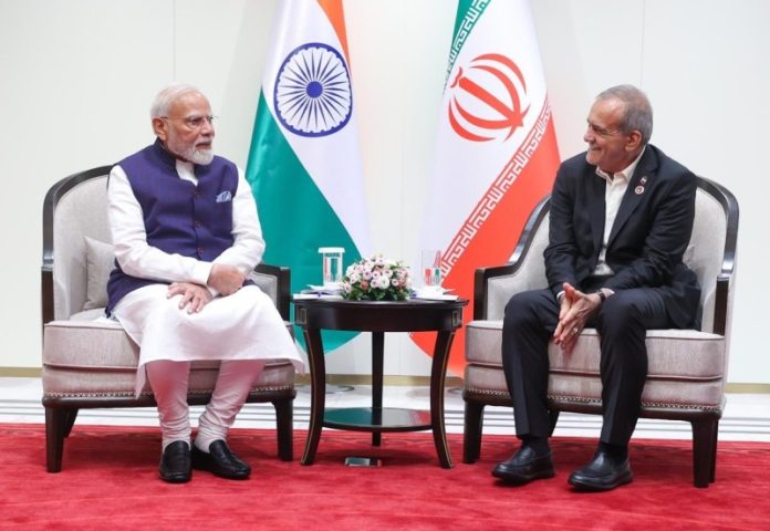 पीएम मोदी ने बिश्केक में एससीओ समिट के दौरान ईरान के राष्ट्रपति मसूद पेजेश्कियान के साथ बैठक की
